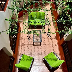 Coco De Mar Quinta Avenida Hotel